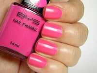 BYS Colour Change Nail Enamel in Bright Pink
